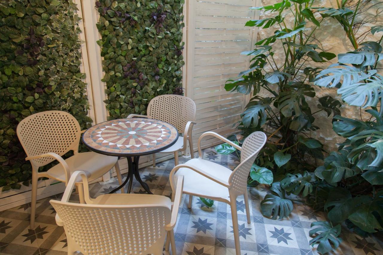 Flh Lapa Design Apartment With Terrace Lissabon Buitenkant foto
